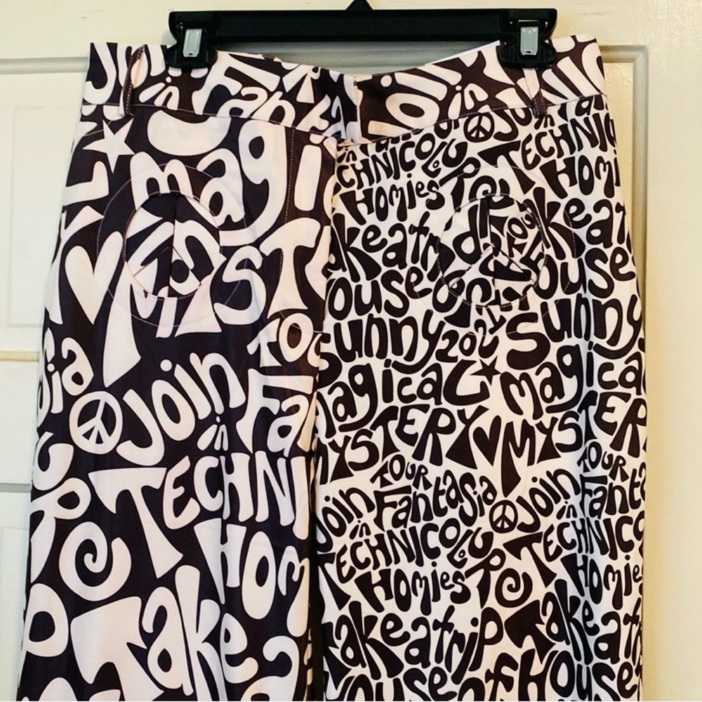 NWT House Of Sunny Scooby Graphic Straight Leg Pants Size 10 - Picture 10 of 10